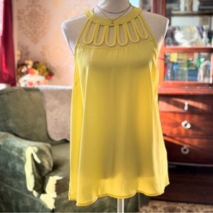Current Air Yellow Cutout Neckline Sleeveless Blouse Size Medium
